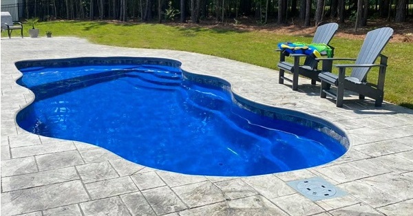 MAVERICK POOLS